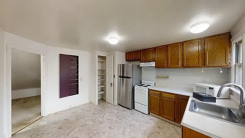 1719 Jackson Ave #2