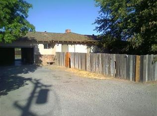 20844 Pioneer Rd, Los Banos, CA 93635