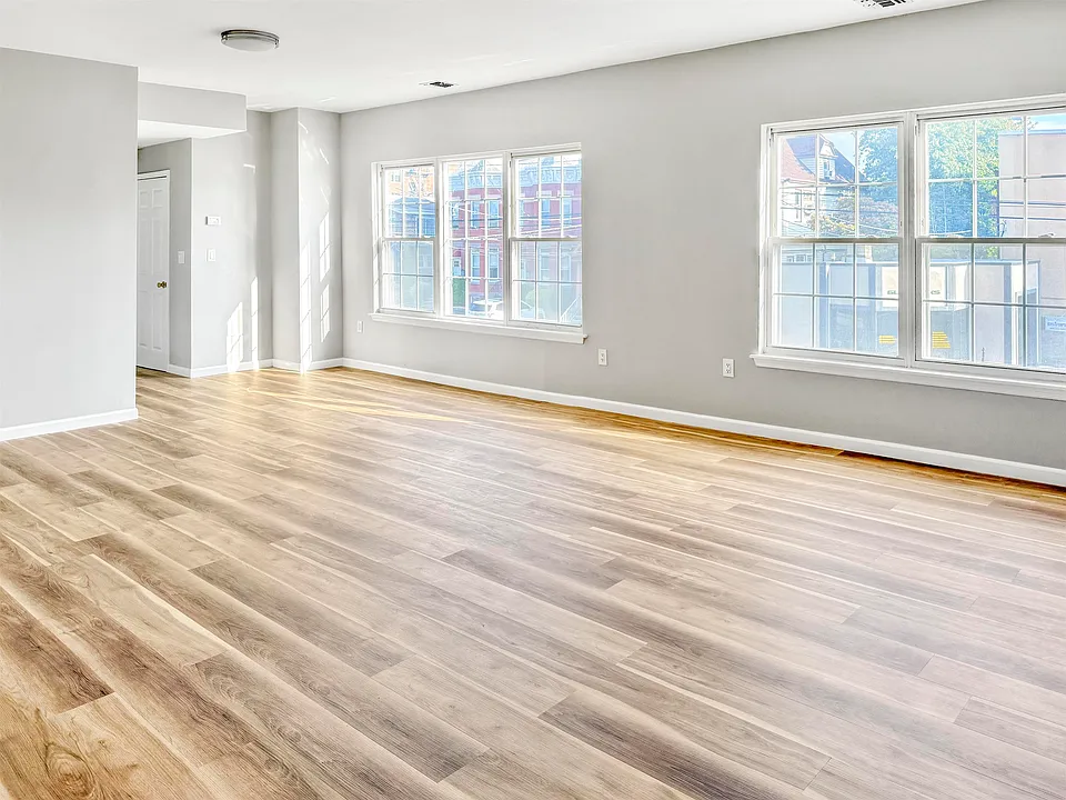729-731 Broadway #3