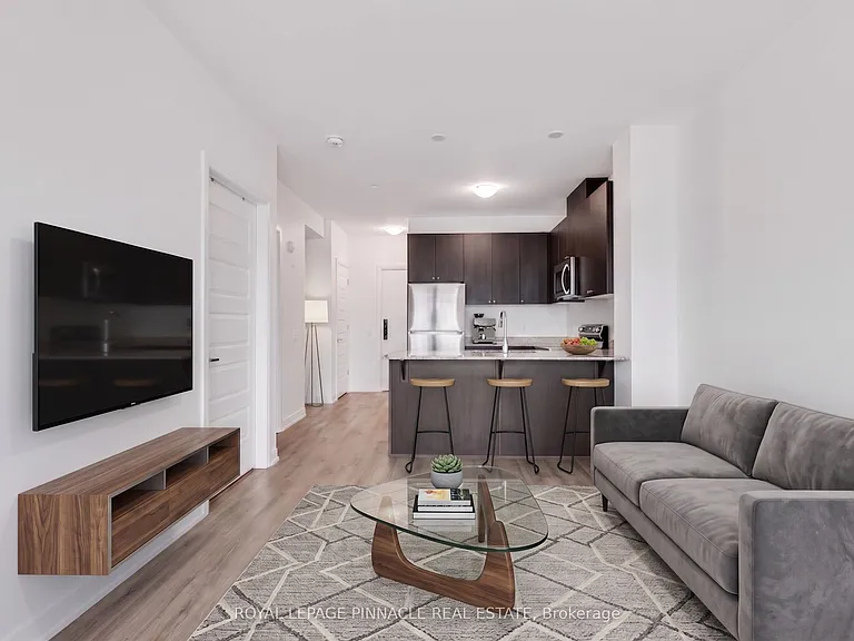 460 Gordon Krantz Ave #209 — Photo 18