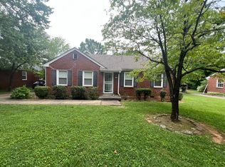 1010 Ewing Blvd, Murfreesboro, TN 37130