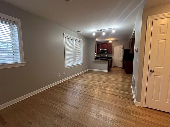 2nd image of 5150 N Avers Ave APT 2E