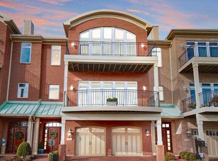 1418 Riverside Dr, Cincinnati, OH 45202