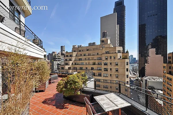 Sold by Corcoran | media 17