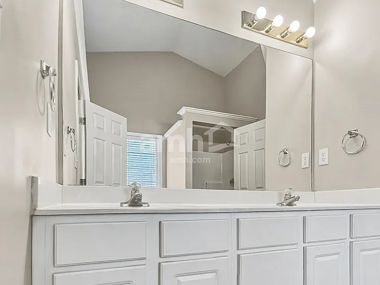 3262 Millhollow Ter — Photo 11