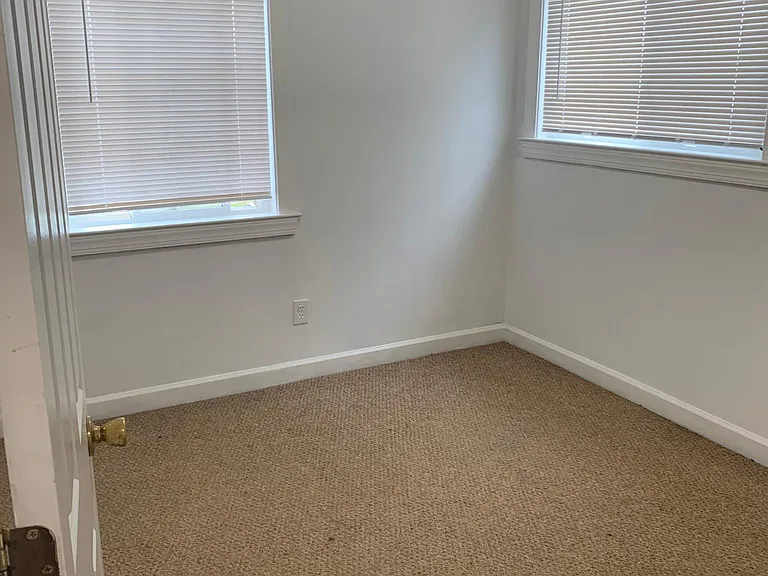 721 Brandywine St SE #104 — Photo 9
