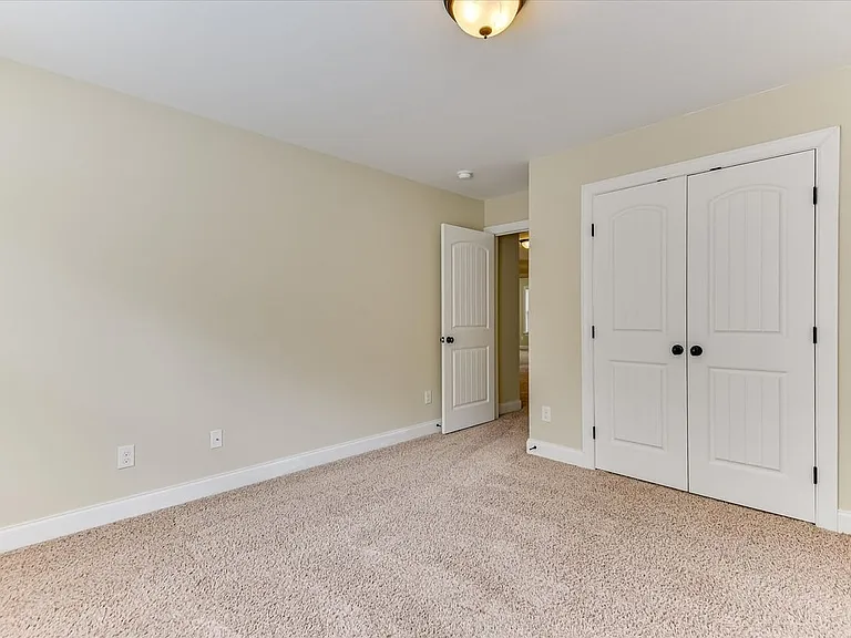 4215 Windslow Dr — Photo 31