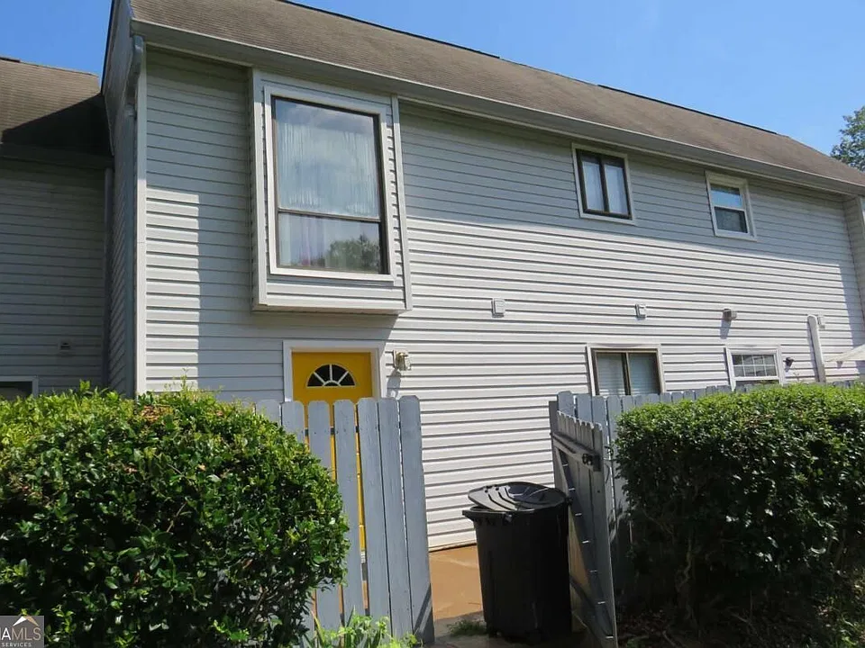 22 Fairview Dr