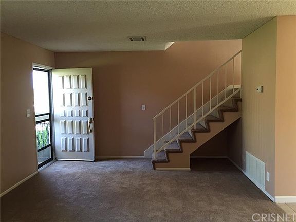 4th image of 294 Green Lea Pl