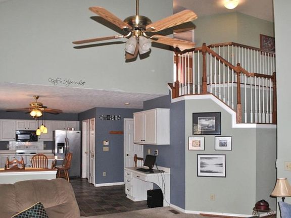3rd image of 1218 Poplar Hill Dr