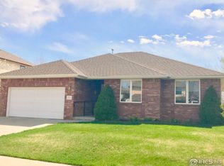 2074 Heron Ct, Longmont, CO 80503