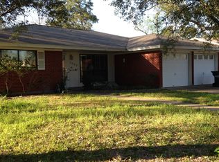 1003 Village Dr, College Station, TX 77840