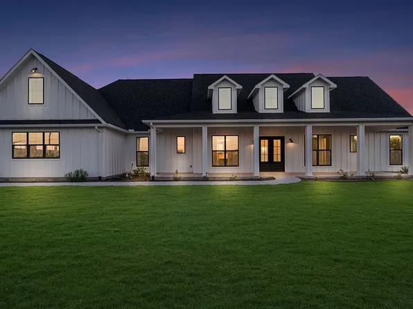 13735 Jackson Rd, Krum, TX 76249