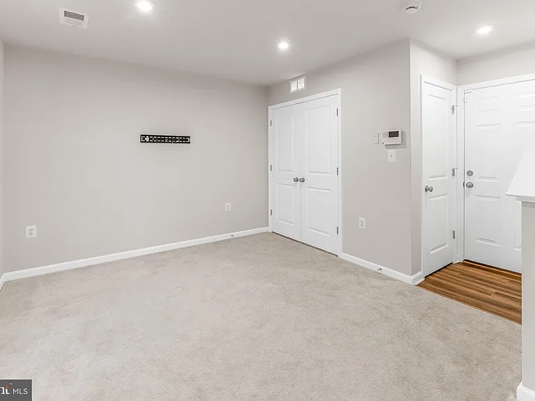 62 Coolidge Ave — Photo 5