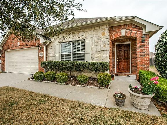 4th image of 8416 Green Ash Dr