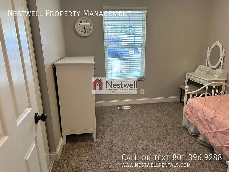 1236 E Cedar Ridge Rd — Photo 17