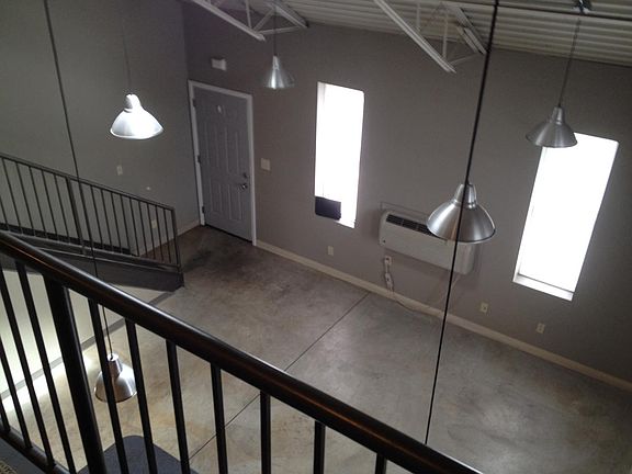 3rd image of 741 Richwood Ave APT 2