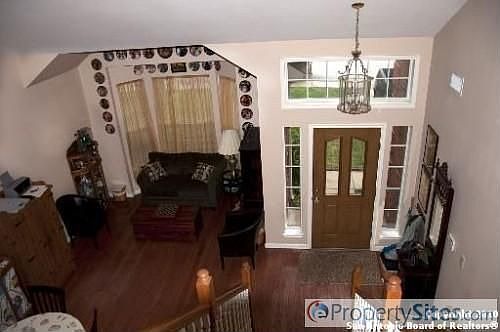 5th image of 1239 Johnstown Dr