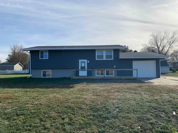 24920 265th St, Columbus, NE 68601
