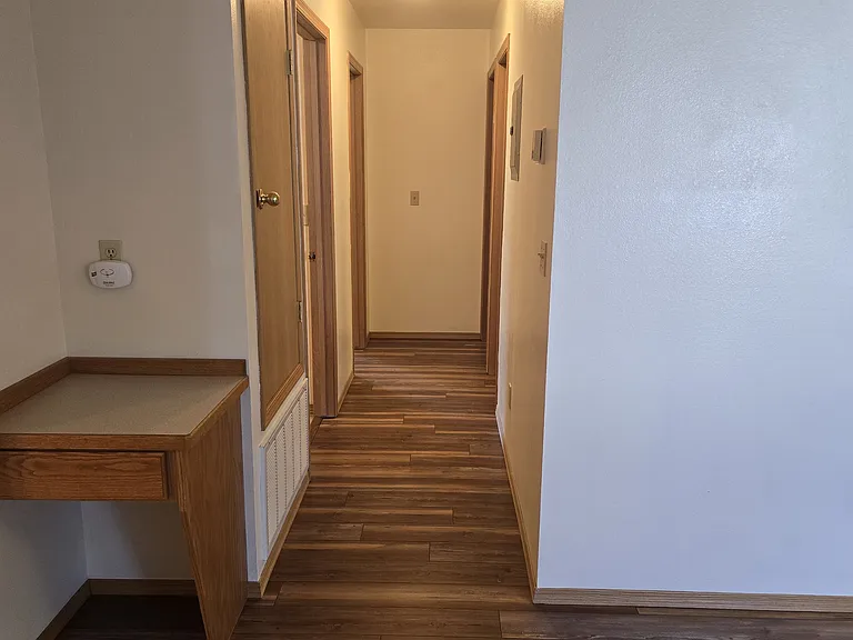 29 Michael Grove Ave — Photo 4