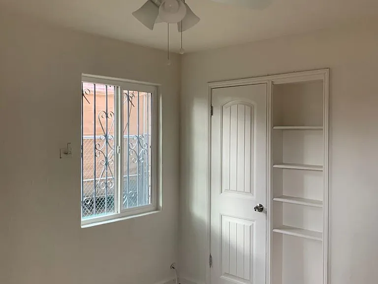 650 N Erin Ave — Photo 5