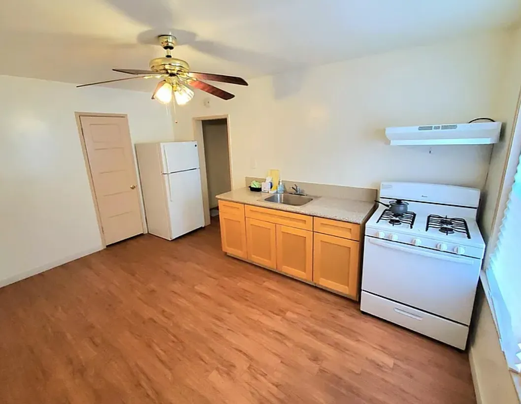 13415 Bailey St — Photo 1