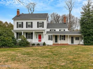 62 Swartzel Dr, Middletown, NJ 07748