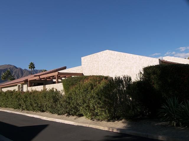 2nd image of 1345 E Amado Rd #27