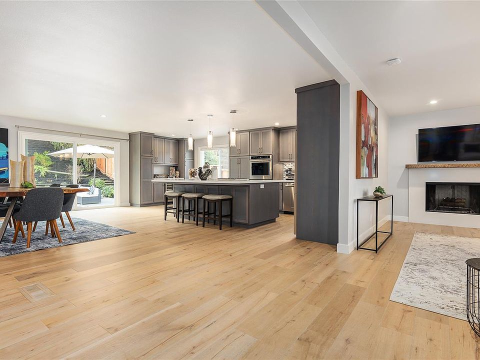 1st image of 50 Buckingham Dr