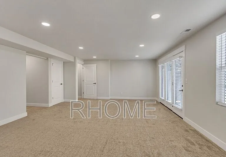 105 E Chandlerpoint Way — Photo 23