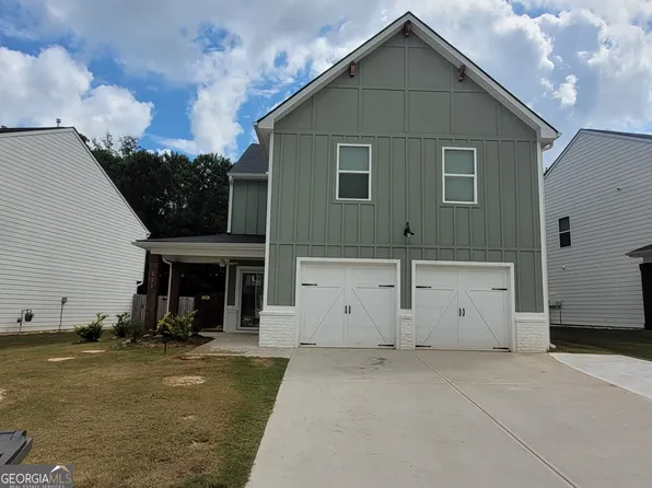 220 River Meadow Dr, Lagrange, GA 30241