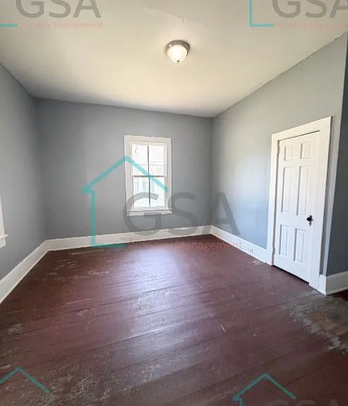 109 Watts Ave — Photo 13