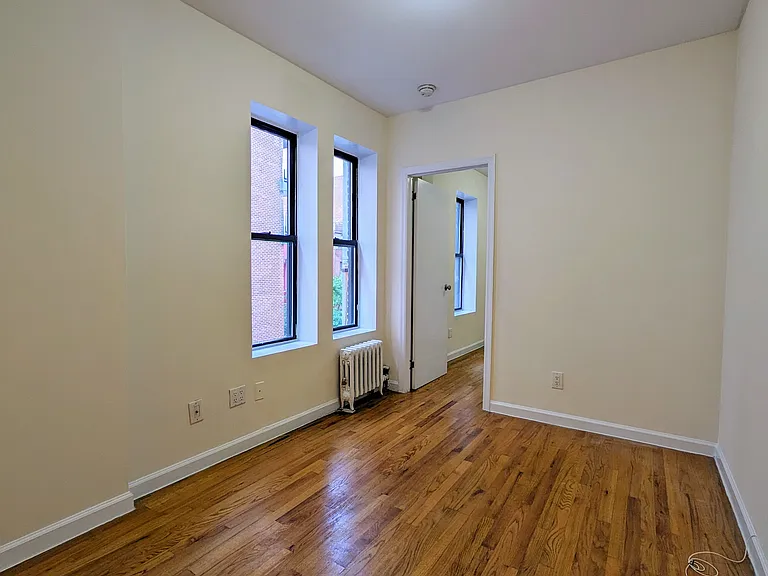 506 E 82nd St #16 — Photo 5