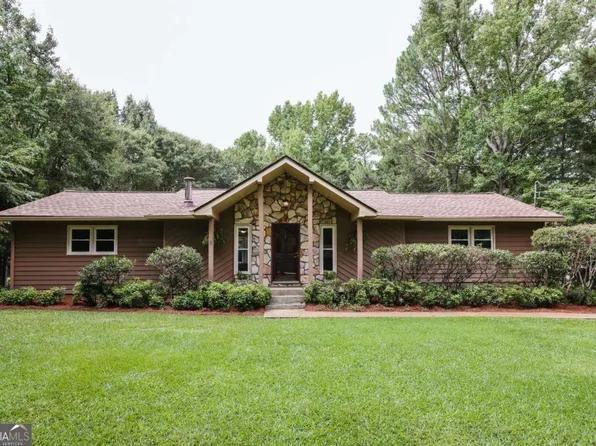 110 Pioneer Dr, Athens, GA 30605