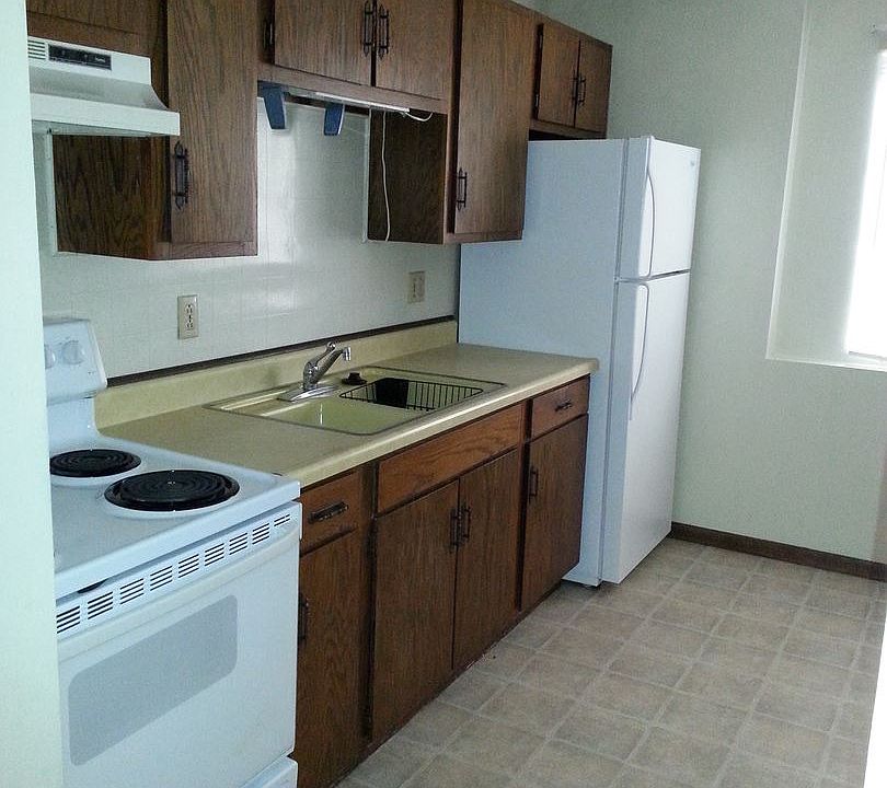 2nd image of 718 Kearney St