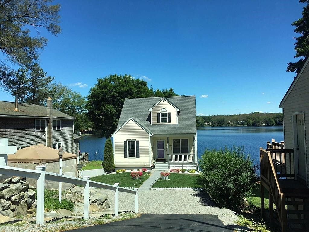 75 Lakeshore Dr, Bellingham, MA 02019 Zillow