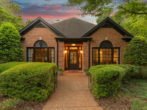 38 Erwin Ct, Nashville, TN 37205