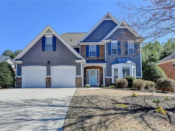 5930 Crescent Landing Dr, Cumming, GA 30040