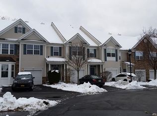 20 Webster Ct, Monroe, NY 10950