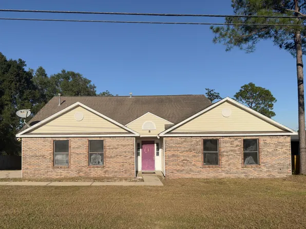 174 Villacrest Dr, Crestview, FL 32536