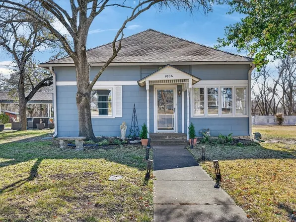 1006 E Coke St, Hamilton, TX 76531
