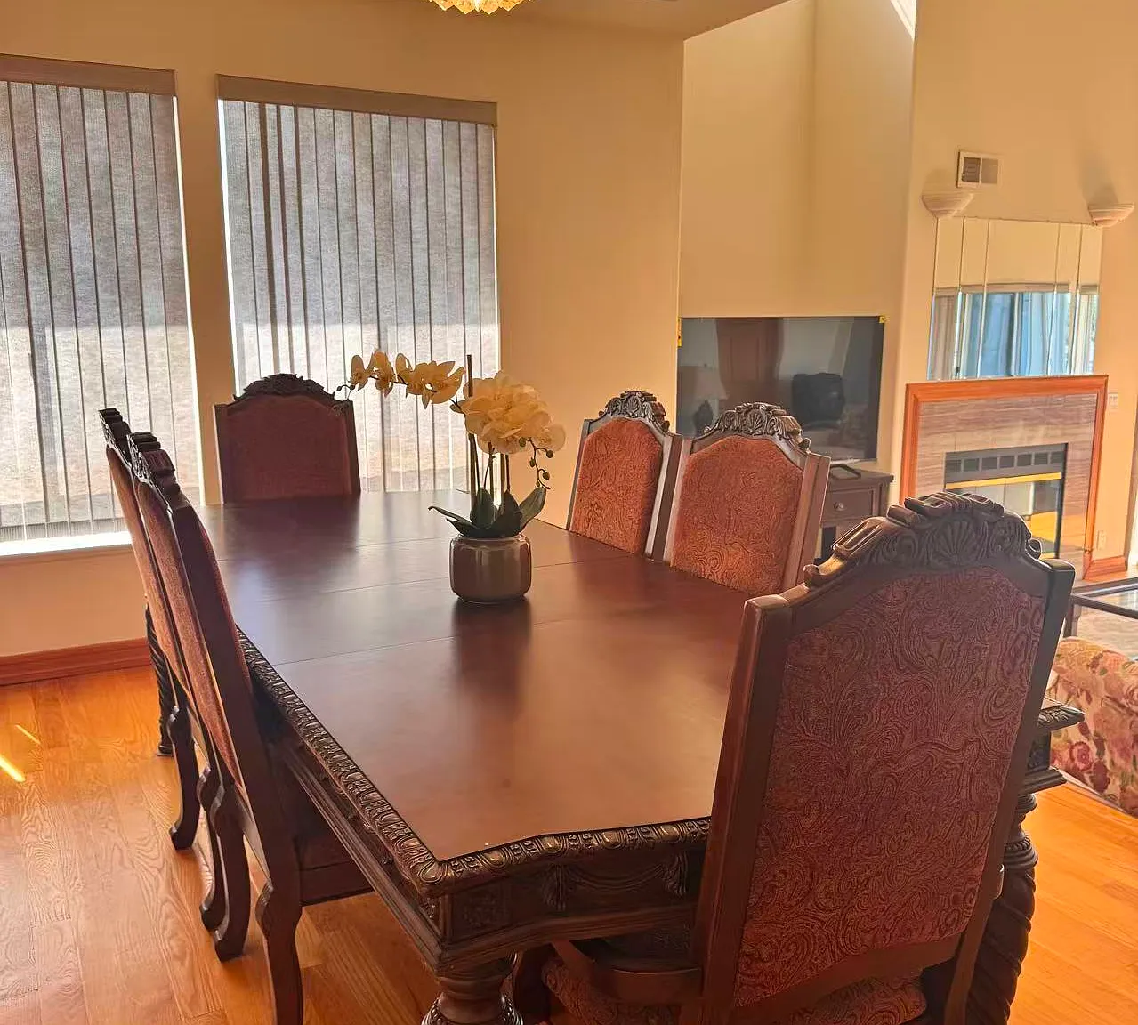 2 bed, 2500 sqft, $3,495 — Photo 2