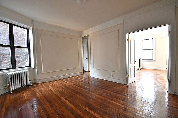 1st image of 2442 Morris Ave APT 31
