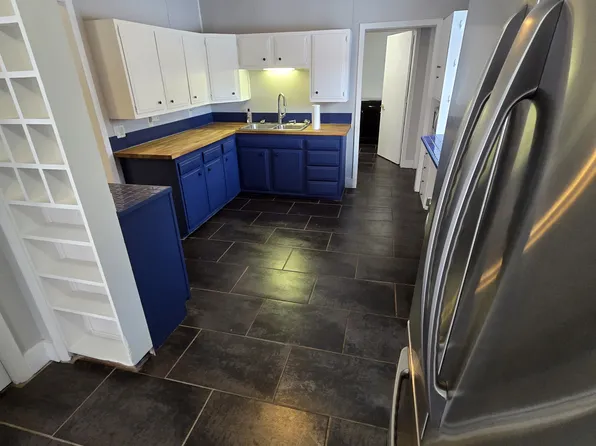 12960 Sylvan Ave, Lindstrom, MN 55045