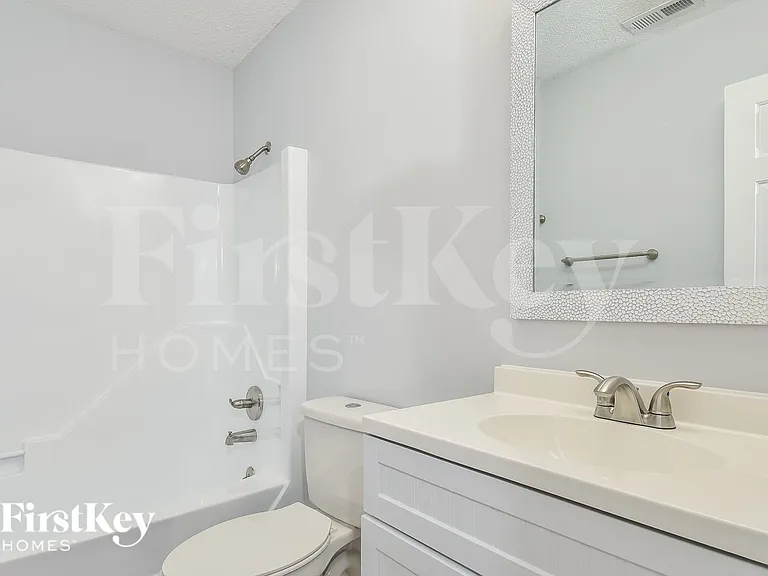 5620 Poplar Hill Ct — Photo 13