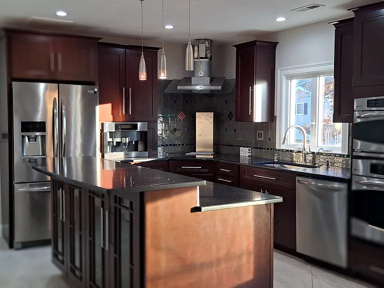 1132 W Boylston St #2 — Photo 19