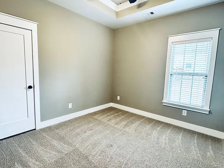 102 Twisted Laurel Ln — Photo 17