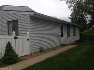 279 Deepwood Dr, Wadsworth, OH 44281