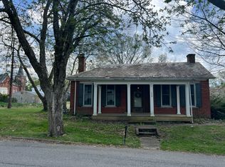 113 E Gay St, Somerset, OH 43783