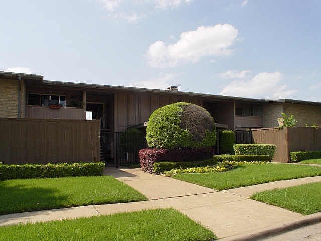 1st image of 2627 Douglas Ave APT 219